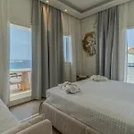 Νumi Boutique Hotel