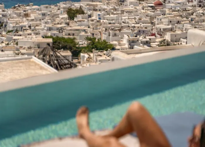Νumi Boutique Hotel